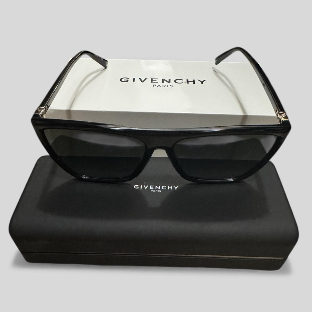 Like New Givenchy Dark Grey/Black Sunglasses